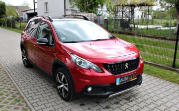 Peugeot 2008 I SUV Facelifting 1.2 PureTech 110KM 2019 Peugeot 2008 1.2 i Gt-line Navi Kamera 1 rok gwarancji 1.2 Benzyna, zdjęcie 2