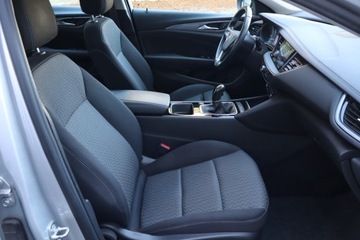 Opel Insignia II Sports Tourer 2.0 CDTI 170KM 2018 Opel Insignia 2.0 CDTI, 167 KM, Navi, Klima, zdjęcie 8