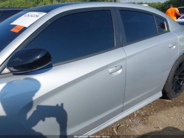 Dodge Charger VII 2023 Dodge Charger Scat Pack 2023 6.4l 6.4 Benzyna 485KM, zdjęcie 2