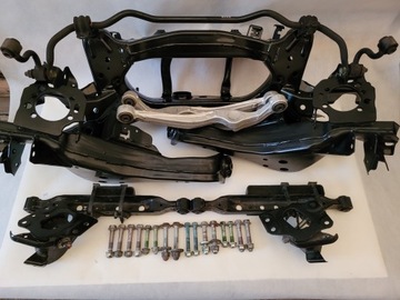 Zawiesznie belka tył tylna Nissan X Trail T 31 2007 -2014