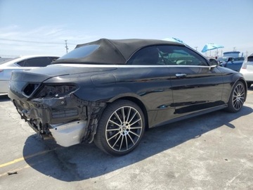 Mercedes Klasa C W206 2023 Mercedes-Benz Klasa C 2023r., C 300 2.0 Benzyna 255KM, zdjęcie 4