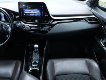Toyota C-HR I Crossover 1.8 Hybrid 122KM 2016 Toyota C-HR 1.8 Hybrid, Salon Polska, Automat, zdjęcie 7