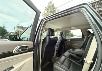 Jeep Grand Cherokee IV Terenowy Facelifting 3.6 V6 286KM 2011 Jeep Grand Cherokee Jeep Grand Cherokee 3.6 V6 Laredo 3.6 BenzynaLPG 286KM, zdjęcie 19