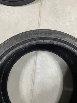 Комплект шин Goodyear Continental R22.
