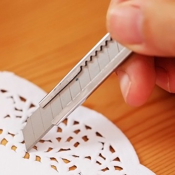 10x ЛЕЗВИЕ ДЛЯ ОБОЕВ НОЖ ДЛЯ ОБОЕЙ ЛЕЗВИЯ ДЛЯ ОБОЕВ СМЕННЫЕ ВСТАВКИ 9 мм