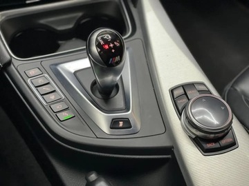 BMW Seria 3 F30-F31-F34 M3 Limousine 3.0 M3 431KM 2014 BMW 3 (F30, F80) M3 431 KM, zdjęcie 6