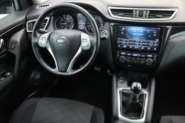 Nissan Qashqai II Crossover 1.2 DIG-T 115KM 2016 Nissan Qashqai 1.2 DIG-T, Salon Polska, zdjęcie 6