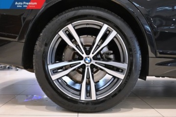 BMW X7 SUV Facelifting 3.0 40d 352KM 2023 BMW X7 xDrive40dFV23Hak HolowniczyPakiet Sportowy M 3.0 Diesel 352KM, zdjęcie 23