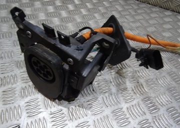 AUDI E-TRON HNÍZDO NABÍJENÍ 4KL971106K