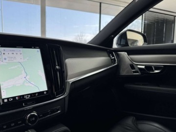 Volvo V90 II Plug-In Facelifting 2.0 T8 Plug-In Hybrid 391KM 2021 Volvo V90 T8 AWD Plug-In Hybrid R-Design HUD ACC Bowers Wilkins 2.0, zdjęcie 25