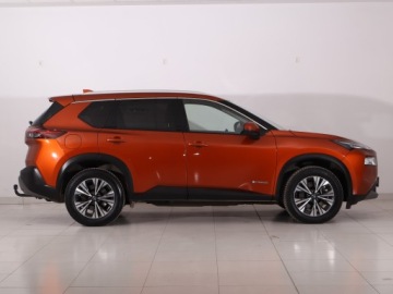 Nissan X-Trail IV 1.5 VC-T e-POWER 204KM 2022 Nissan X-Trail 1.5 VC-T e-Power, Salon Polska, zdjęcie 5