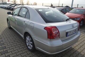 Toyota Avensis II Hatchback 1.8 VVT-i 129KM 2006 Toyota Avensis ,Zarejestrowna, zdjęcie 4