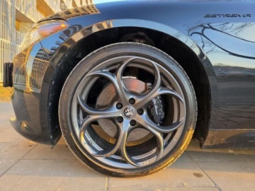 Alfa Romeo Giulia II Sedan Facelifting 2.0 Turbo 280KM 2023 ALFA ROMEO GIULIA ESTREMA A TI Q4, 2.0l Turbo 280KM Bezwypadkowy 23,434km, zdjęcie 39