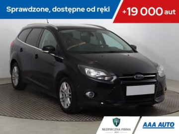 Ford Focus III Hatchback 5d 1.0 EcoBoost 125KM 2013 Ford Focus 1.0 EcoBoost, Navi, Klima, Klimatronic