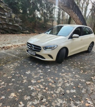 Mercedes Klasa B W247 2020 Mercedes-Benz Klasa B Mercedes-Benz Klasa B W247 1.5 1.5 Diesel 95KM