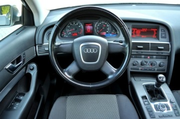 Audi A6 C6 Limousine 2.4 V6 24V 177KM 2004 Audi A6 Limousine 2.4 176 KM, zdjęcie 5