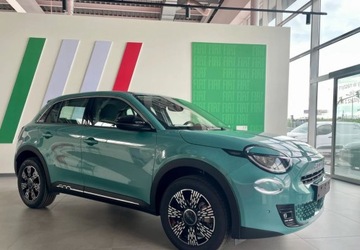 Fiat 2025 Fiat 600 600 Icon145 KM Wyprzedaz Rocznika 2025 Pakiet zimowy oraz komfo, zdjęcie 2