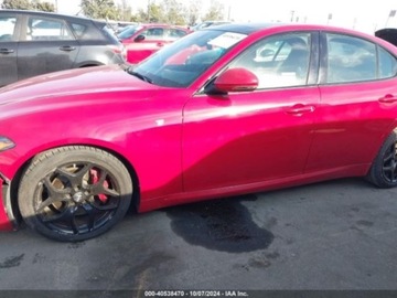 Alfa Romeo Giulia II Sedan Facelifting 2.0 Turbo 280KM 2022 Alfa Romeo Giulia 2022r., 2.0L 2.0 Benzyna 280KM, zdjęcie 5