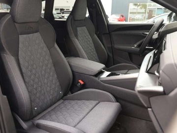 Audi Q5 II SUV Facelifting 2.0 40 TDI 204KM 2025 AUDI Q5 TDI quattro S line Suv 2.0 (204KM) 2025, zdjęcie 3