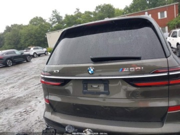 BMW X7 2023 BMW X7 M60i 2023 4.4 Benzyna 523KM, zdjęcie 3