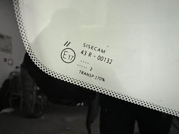 HYUNDAI I20 15- SKLO (OKNO) PŘEDNÍ SENSOR KAMERA NOVÁ