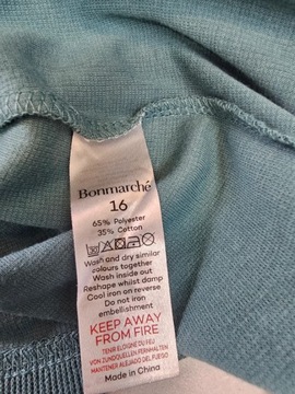 Зеленый свитер Bonmarche с V-образным вырезом и цирконами 44