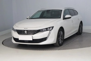 Peugeot 508 II SW 1.6 PureTech 180KM 2018 Peugeot 508 1.6 PureTech, Automat, Navi, Klima, zdjęcie 1