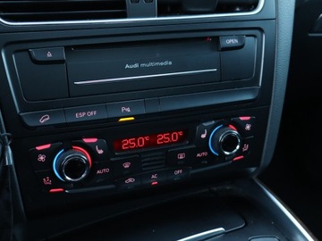 Audi Q5 I SUV 2.0 TDI 170KM 2010 Audi Q5 2.0 TDI, Salon Polska, 167 KM, 4X4, zdjęcie 17