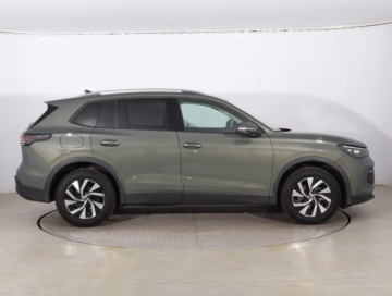 Volkswagen Tiguan II SUV Facelifting 1.5 TSI 150KM 2024 VW Tiguan 1.5 TSI, Salon Polska, 1. Właściciel, zdjęcie 5