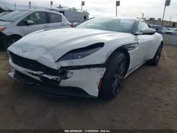 Aston Martin DB11 Coupe 4.0 V8 503KM 2018 Aston Martin DB11 2018 4.0l 4.0 Benzyna 503KM, zdjęcie 6