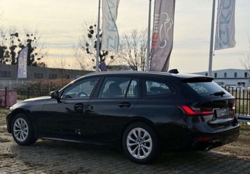 BMW Seria 3 G20-G21 Touring 2.0 318i 156KM 2022 BMW Seria 3 BMW Seria 3 318i Advantage sport 2.0 Benzyna 156KM, zdjęcie 4