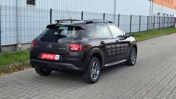 Citroen C4 Cactus Crossover 1.6 BlueHDi 100KM 2016 Citroen C4 Cactus 1,6 HDi Navi Kamera Pelen serwis Bezwypadkowy 1.6 100KM, zdjęcie 3