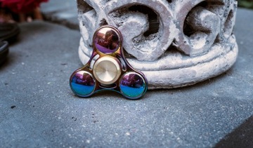 FIDGET SPINNER HAND METALOWY UFO + ETUI