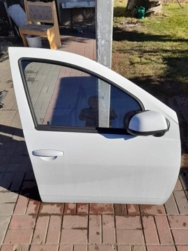 DRZWI PRAWE PRZEDNIE DACIA DUSTER I BIAŁE OV369