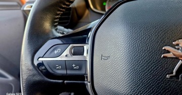 Peugeot 2008 II SUV 1.2 PureTech 100KM 2021 Peugeot 2008 Jedyne 90 TkmBezwypadkowyNaviGrzane fotele 1.2 101KM, zdjęcie 11