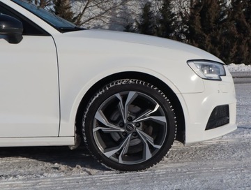 Audi A3 8V Sportback 5d Facelifting 1.5 35 TFSI 150KM 2019 Audi A3 1.5 TFSI, Automat, Navi, Klima, Tempomat, zdjęcie 14