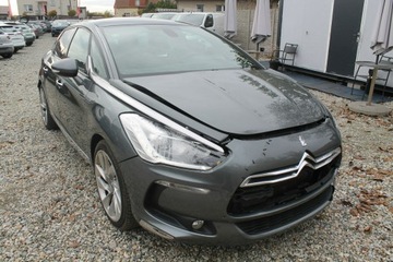 DS 5 Hatchback (Citroen) 1.6 THP 200KM 2011 Citroen DS5 ROK 2011 POJ 1,6 200 KM, zdjęcie 2