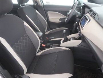 Nissan Micra V 0.9 IG-T 90KM 2017 Nissan Micra 0.9 IG-T, Salon Polska, Serwis ASO, zdjęcie 8