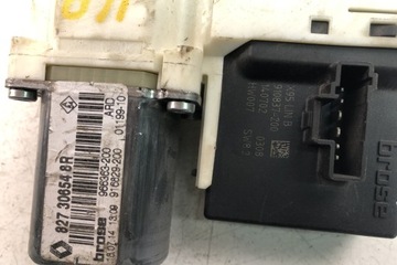 MOTOREK OKNO PŘEDNÍCH PRAVÝCH DVEŘE RENAULT MEGANE III COUPE (DZ0/1_)