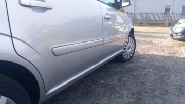 Opel Zafira B 1.8 ECOTEC 140KM 2008 Opel Zafira Opel Zafira B 2008 rok 1.8 benzyna 140 KM 7 osob 1.8 Benzyna, zdjęcie 28