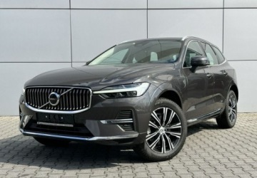 Volvo XC60 II 2022 Volvo XC 60 Plug-In 4x4 Skora Panorama Navi Kamera Led FV23