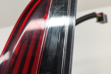 LEXUS ES XZ10 PRAVÁ STRANA KRYT ZADNÍ SVĚTLO LHD 81580-33472 2021