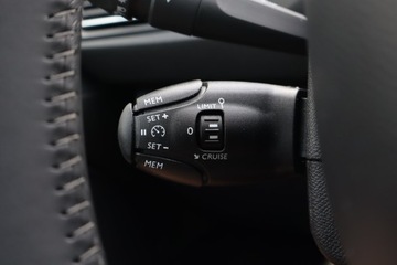 Peugeot 308 II Hatchback Facelifting 1.2 PureTech 110KM 2021 Peugeot 308 1.2 PureTech, Navi, Klima, zdjęcie 20