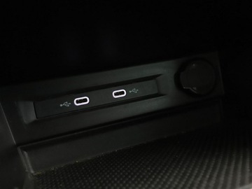 Volkswagen Tiguan II SUV Plug-in 1.4 TSI e-HYBRID 245KM 2022 Volkswagen Tiguan hybryda plug-in virtual navi, zdjęcie 27