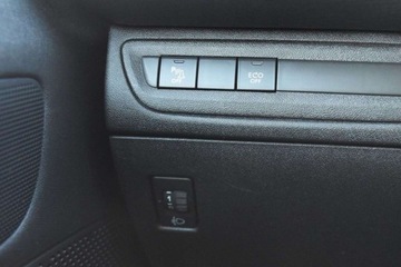 Peugeot 2008 I SUV Facelifting 1.2 PureTech 110KM 2018 Peugeot 2008 SalonPL 110KM Climatronic Nawigacja Smartlink Czujniki Park., zdjęcie 23