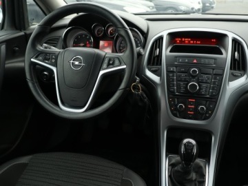 Opel Astra J Sedan 1.6 Twinport ECOTEC 115KM 2016 Opel Astra 1.6 16V, Salon Polska, Serwis ASO, zdjęcie 6