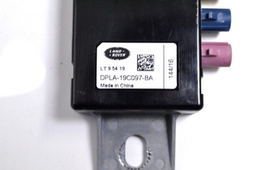 JAGUAR F-PACE X761 2.0 D 2017 RHD JEDNOTKA ŘÍDÍCÍ ZESILOVAČ ANTÉNY