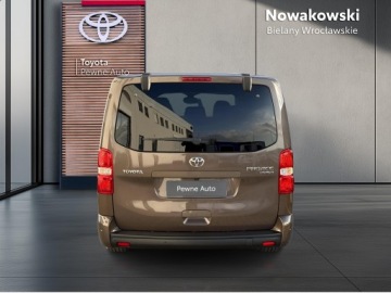 Toyota Proace II Furgon Medium 2.0 D-4D 177KM 2023 Toyota PROACE VERSO 2.0 D4-D Long VIP 2.0 D4-D Lon, zdjęcie 4