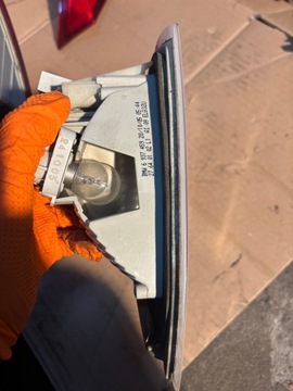 356 SVĚTLO ZADNÍ W KRYT LEVÝ P LCI BMW E90