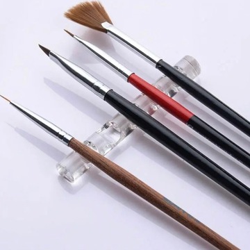 Прозрачная акриловая подставка для кистей.